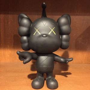 KAWS JPP (Black)のサムネール