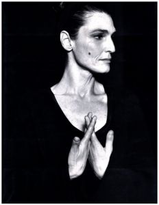 Donna Karan New York／写真：ハーブ・リッツ／(Donna Karan New York / Photo: Harb Ritts)のサムネール