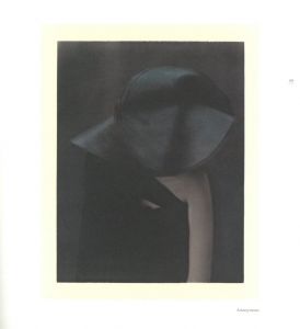 「FROM ONE SEASON TO ANOTHER / サラ・ムーン」画像6