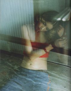 「SURREALITY localizer 1.2 / 編：Robert Klaten（ロバート・クラテン）写真：Thomas Rusch（トーマス・ラッシュ）、花代、Daniel Josefsohn（ダニエル・ジョセフソン）」画像4