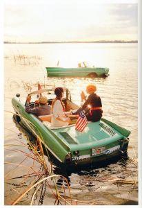 「PICTURES / Photo: Tim Walker」画像3
