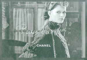CHANEL METIERS D'ART PARIS - HAMBURG 2017 / 18 COLLECTION／写真：カール・ラガーフェルド／(CHANEL METIERS D'ART PARIS - HAMBURG 2017 / 18 COLLECTION / Photo: Karl Lagerfeld)のサムネール