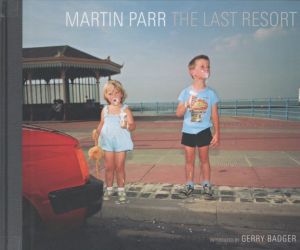 THE LAST RESORT／マーティン・パー／(THE LAST RESORT / Martin Parr　)のサムネール