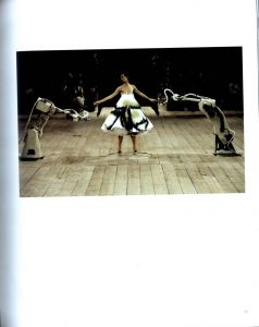 「ALEXANDER McQUEEN / Edit: Claire Wilcox」画像3