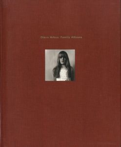 Diane Arbus: Family Albums／写真：ダイアン・アーバス　著：Anthony W.Lee、John Pultz／(Diane Arbus: Family Albums / Photo: Diane Arbus　Author: Anthony W.Lee, John Pultz)のサムネール