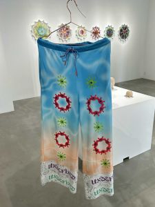 Undefined Bottoms 1のサムネール