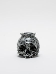 壺  MARBLEのサムネール