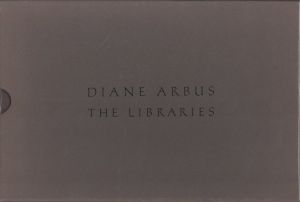 DIANE ARBUS THE LIBRARIESのサムネール